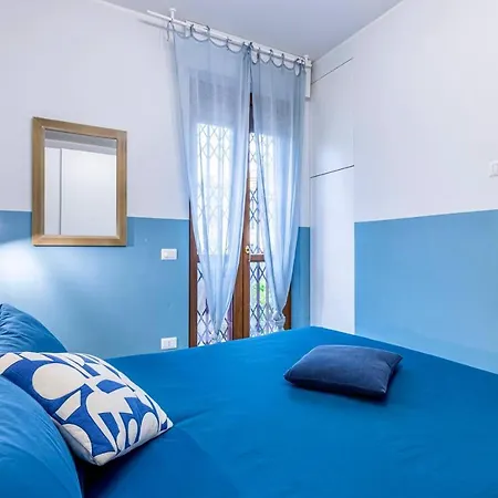 Homestay szállás Blue Nest - Stazione Milánó