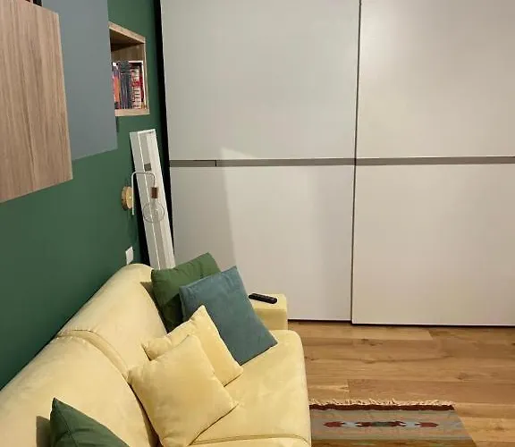 Bruschetti Quarto em Acomodações Particulares Milão